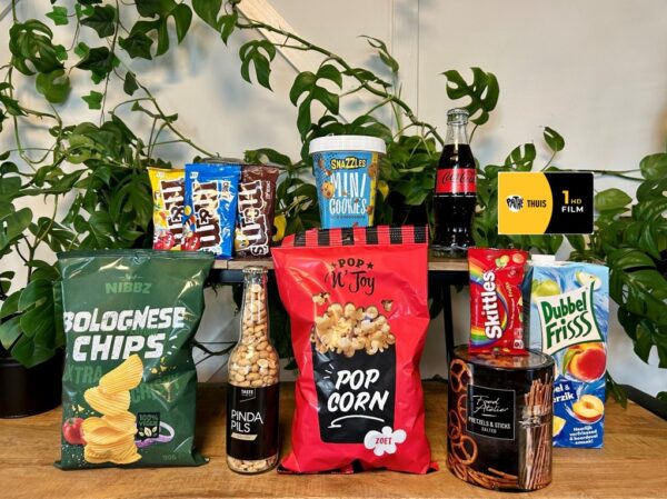 Geschenken met aandacht - Movie night kerstpakket