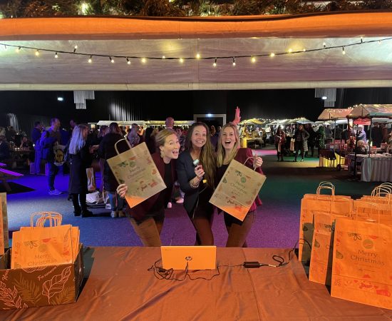 Geschenken met aandacht kerstmarkt